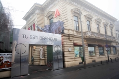 Poarta-Sarutului-Tu-esti-Brancusi-4